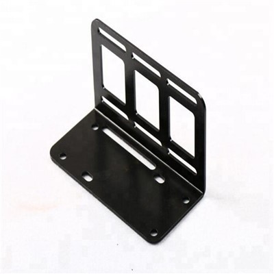 CNC chiqib ketish po'latdan yasalgan plastinkani kesish operatsion jarayoni t...